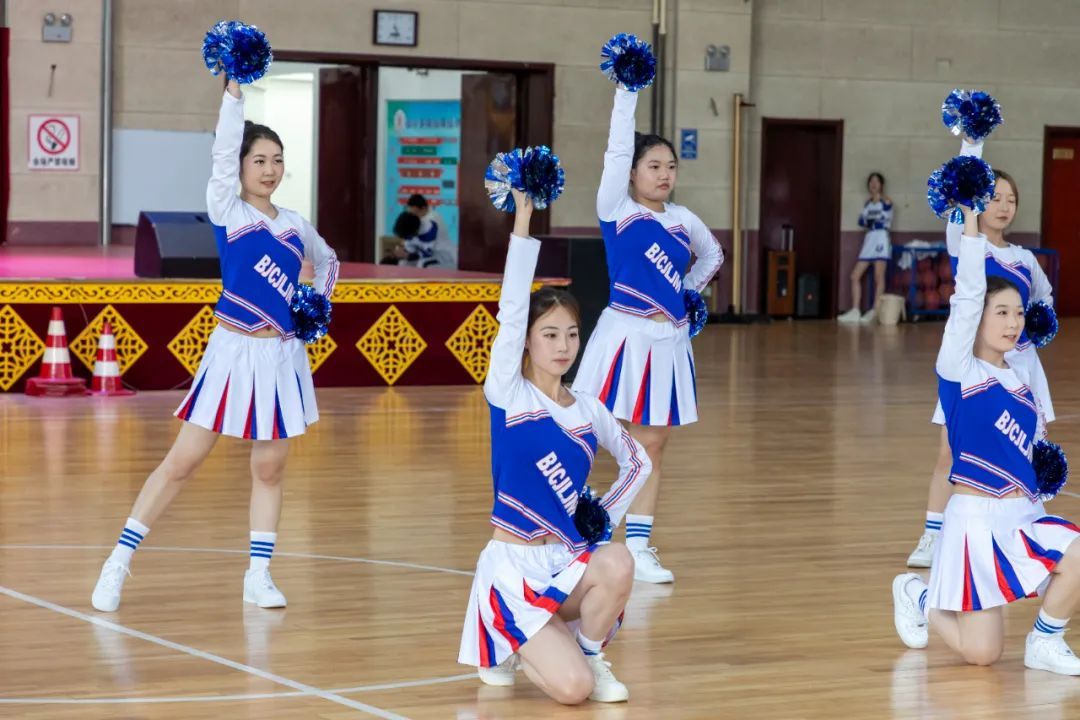 0ae3930b-d1af-4a6e-99a0-3123578c78dc.jpg