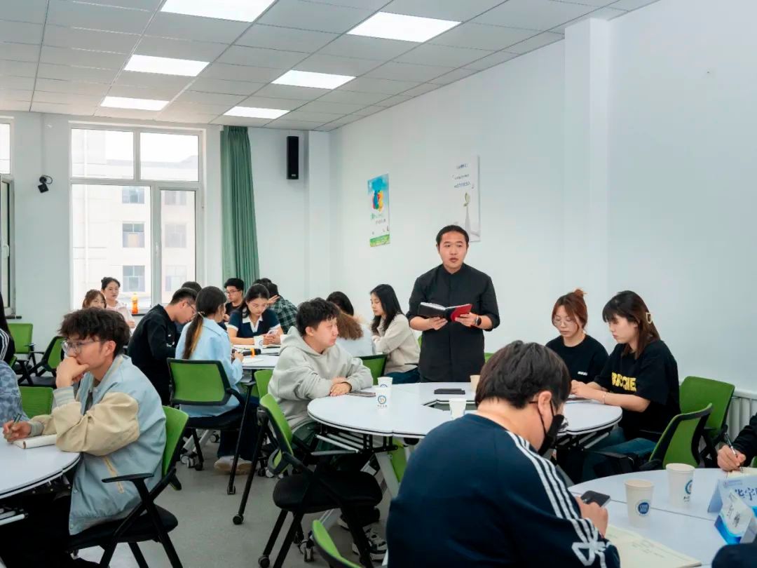 b6ebfe7c-aefa-4ec3-a5dc-c76e64227c89.jpg