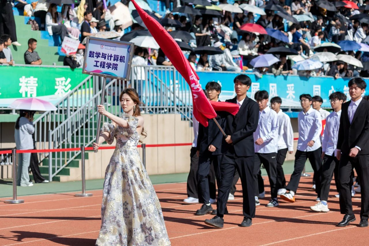 d8ae03197efa3a9b4d42960d38939afb.jpg