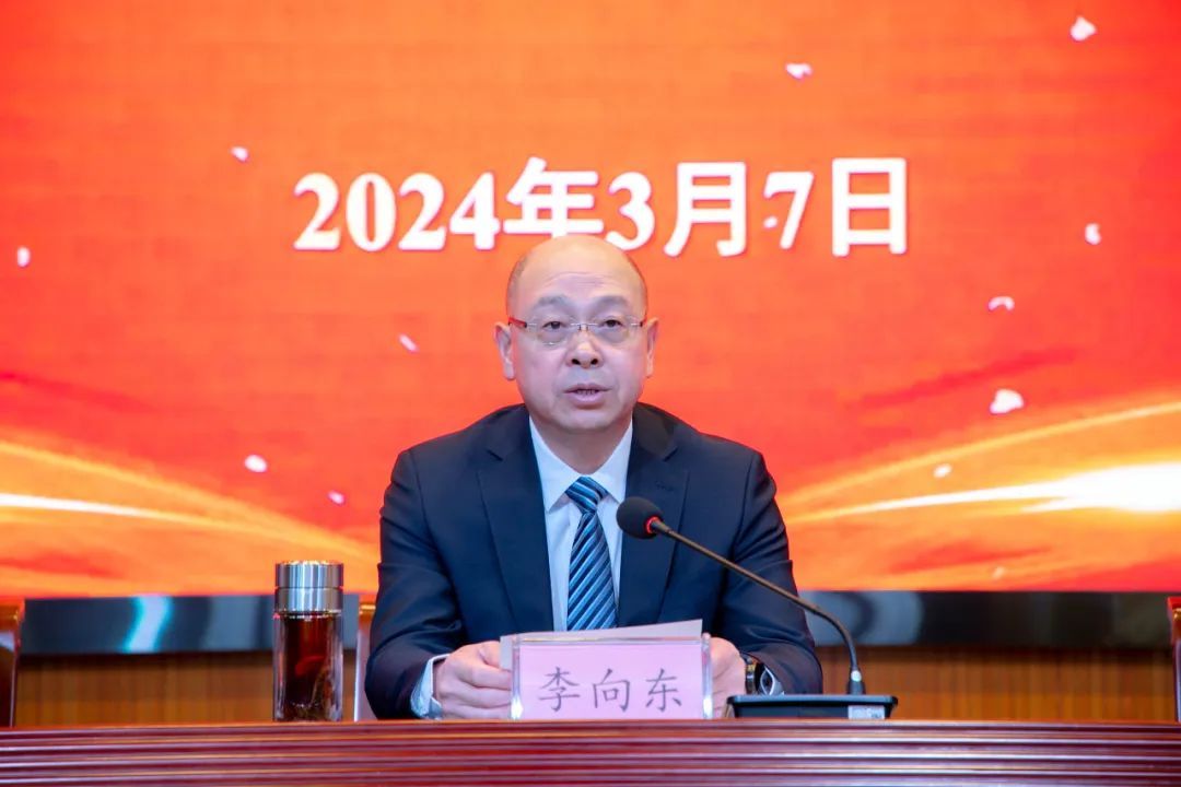 61c48616-fb0a-4a8a-828f-0eac92a8d952.jpg