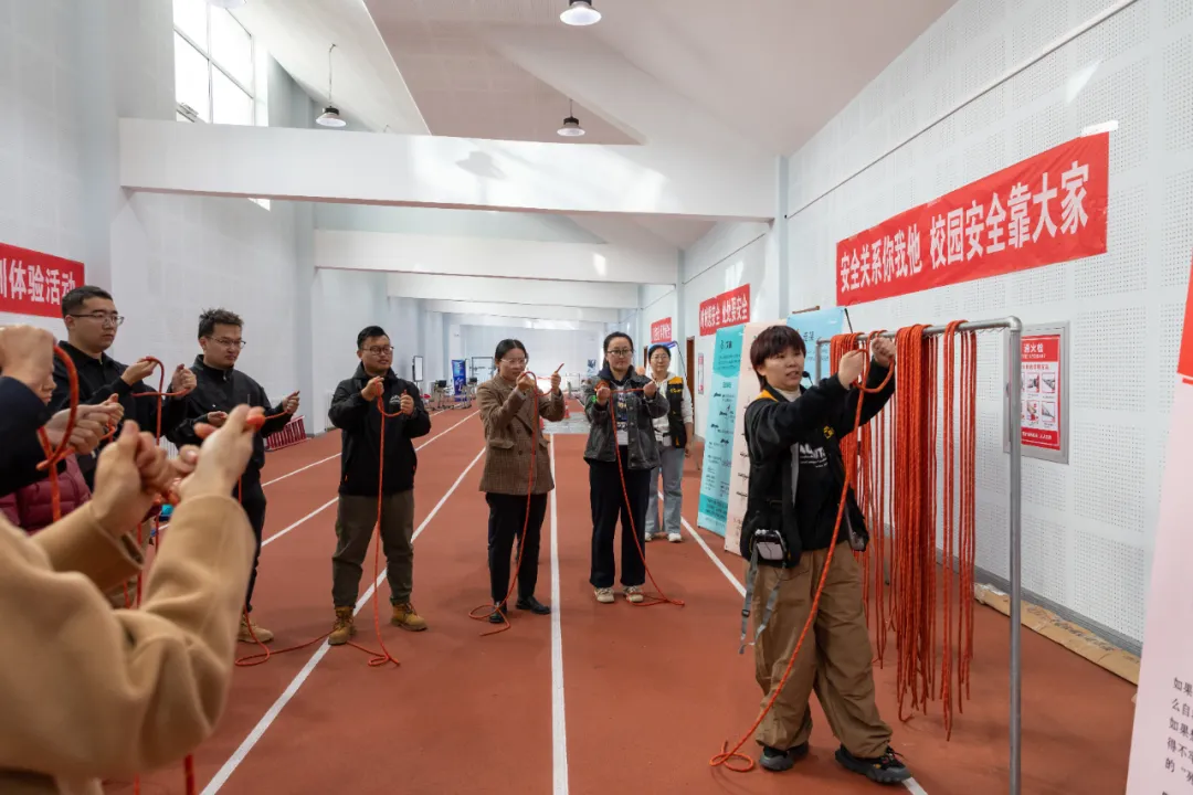 6a7b2300-fe03-474d-a171-cf4535fcf7c4.jpg