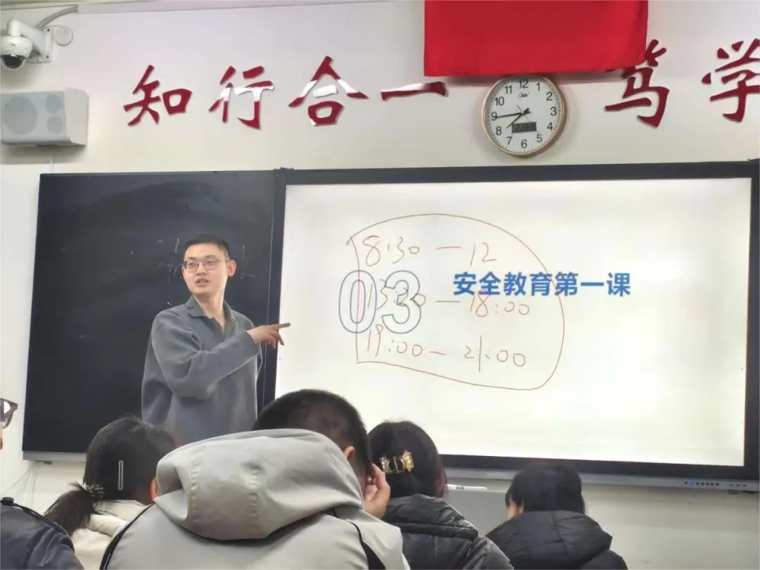 37db7087-dc41-4cd5-af5a-e29629d3665d.jpg
