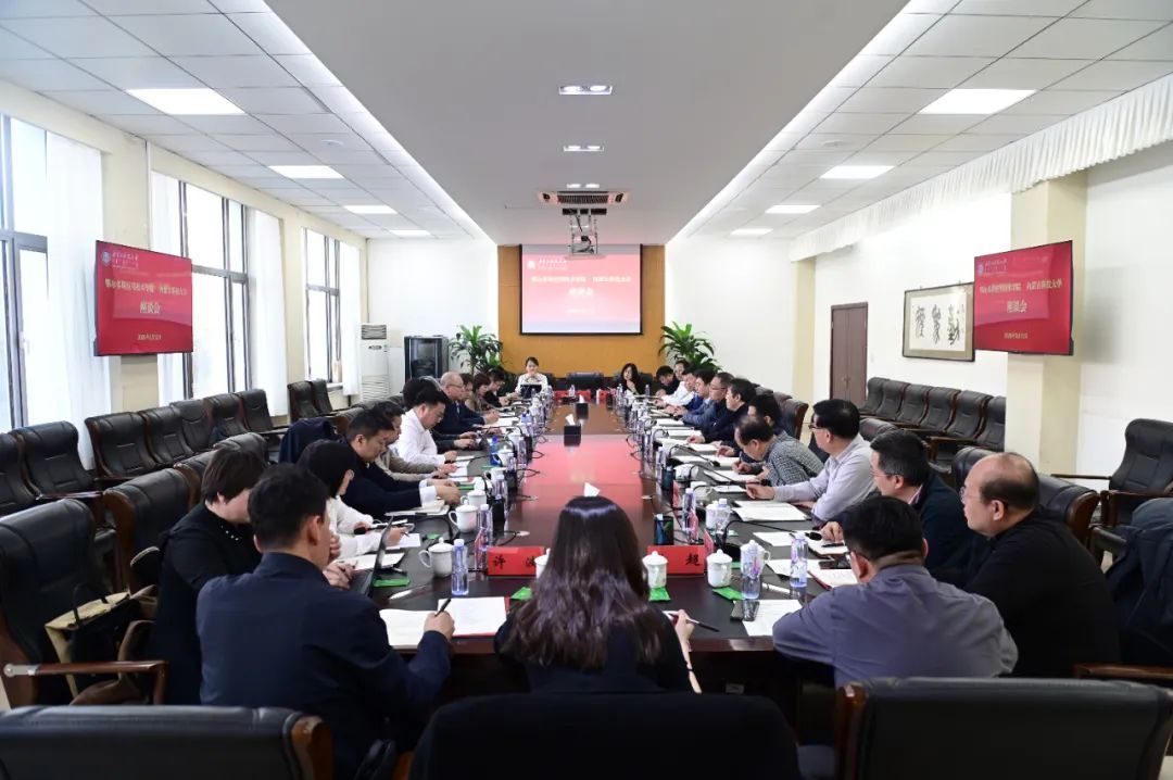 db5609a2-bf5e-485e-bdf0-19c61cbbb6c3.jpg